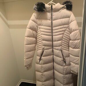 NWOT Women's Long Cream Puffer Coat XL Faux Fur Hood Winter Jacket